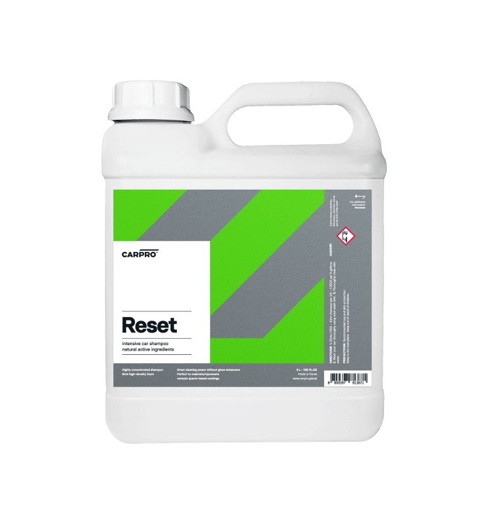CarPro Reset Shampoo Szampon pielęgnuje i odtyka powłoki kwarcowe ceramiczne 1:500 4000ml
