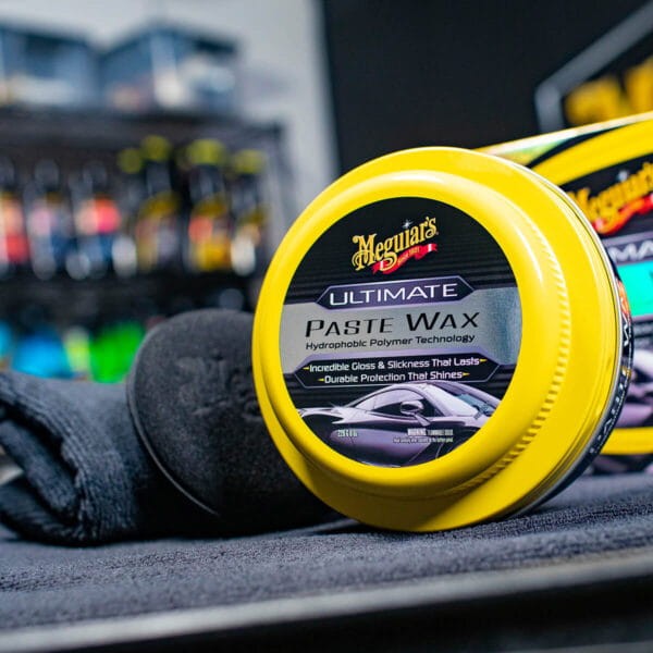Meguiar's Ultimate Paste Wax - wysokiej jakości, syntetyczny wosk do lakieru 226g